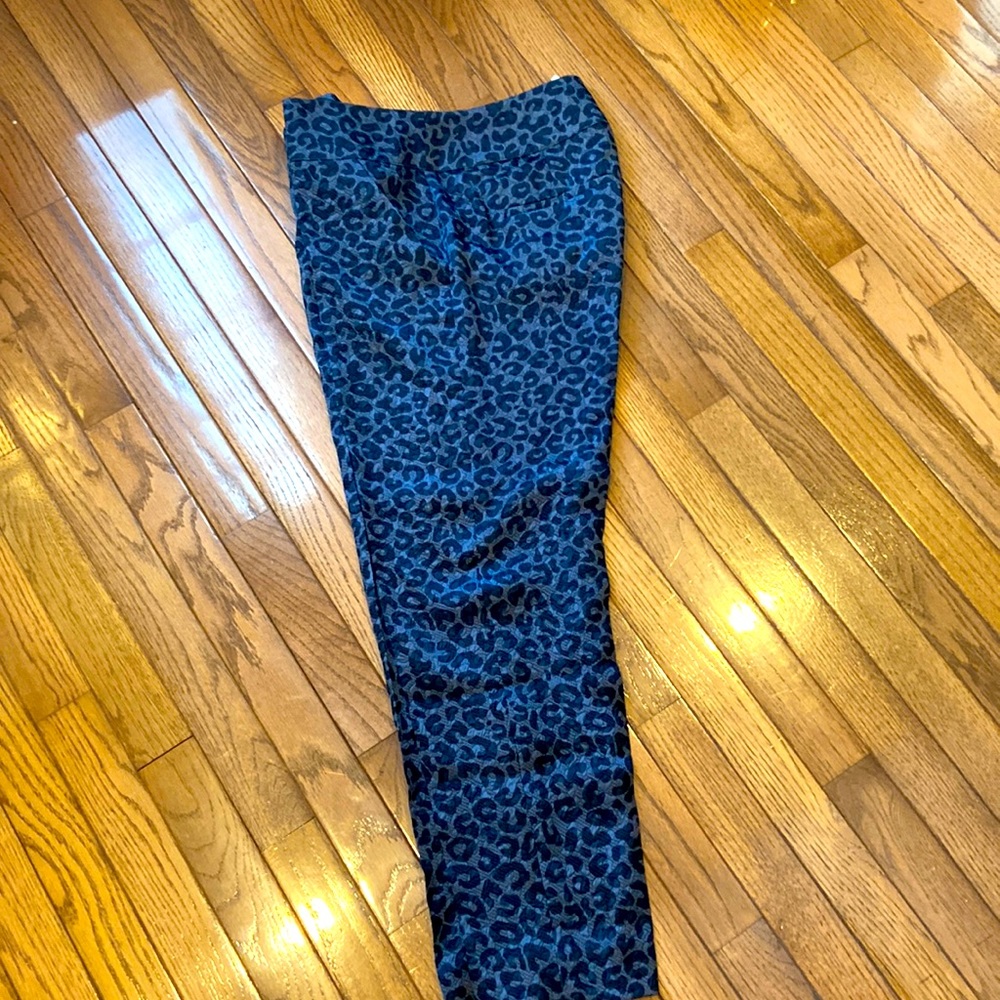 Ann Taylor New with Tags sz 6 crepe black cheetah pattern ladies pants
